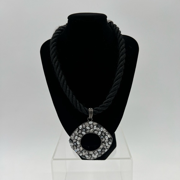 Chico’s Black Coed Necklace With Silver Pendant - Picture 11 of 11